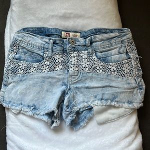 Lei Vintage Style Shorts